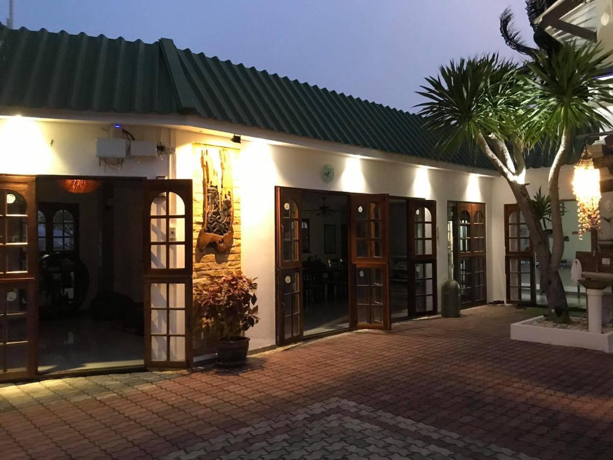 The Beach Boutique Resort Ban Pak Nam Pran Εξωτερικό φωτογραφία