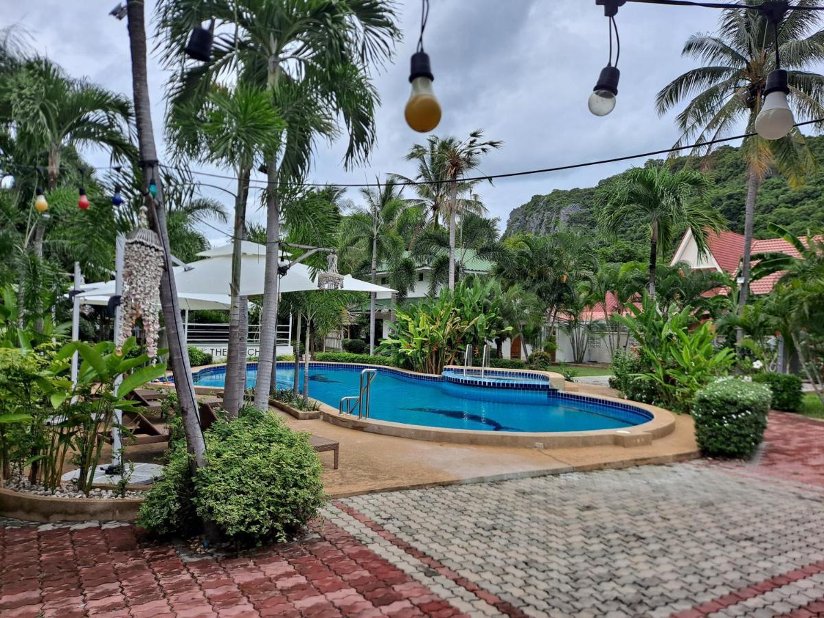 The Beach Boutique Resort Ban Pak Nam Pran Εξωτερικό φωτογραφία