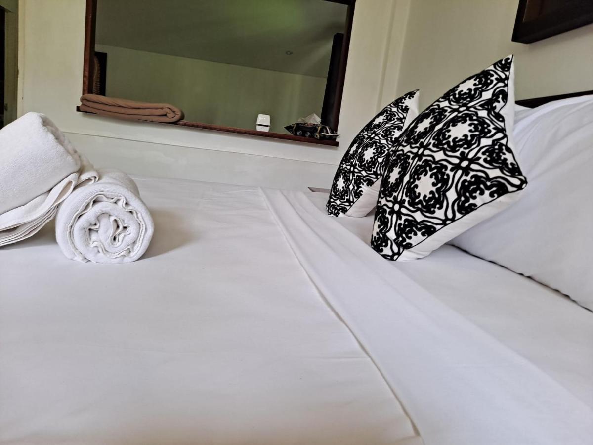 The Beach Boutique Resort Ban Pak Nam Pran Εξωτερικό φωτογραφία